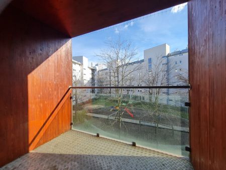 DELTA Immobilien bietet kuschelige GARCONNIERE mit LOGGIA nahe Donauzentrum und U1 - Photo 4