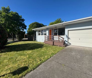 1/1 Colman Avenue, Sockburn, NZ 8042 - Photo 2