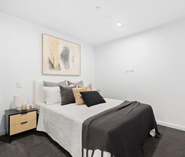 112/45 Eastlake Parade, Kingston - Photo 4