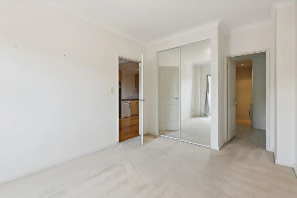 10/105 Colin Street, - Photo 1