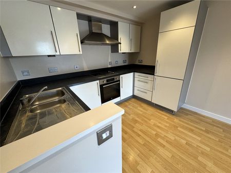 Southwell Park Road, Camberley, Surrey, GU15 - Photo 2