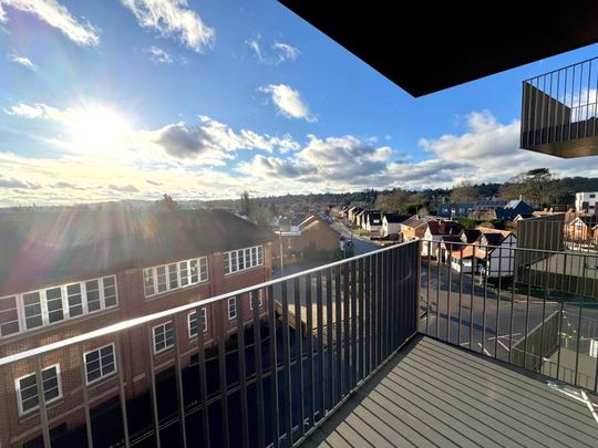 Station Road North , Egham - 1 bedroomProperty for lettings - Seymours - Photo 1