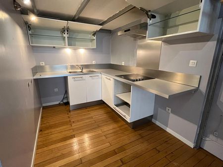 A LOUER : T1 à LILLE • Rue de Lens - LILLE-GAMBETTA • 725 € - Photo 2