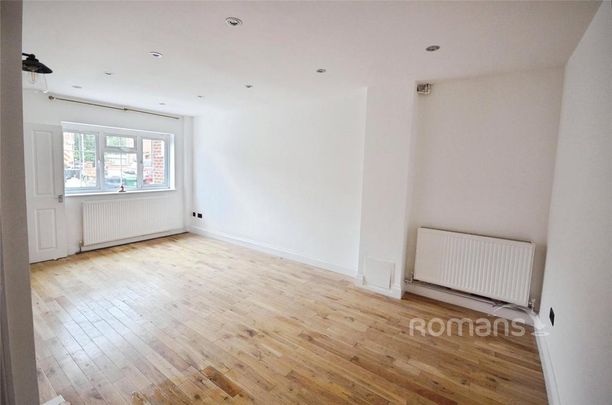 3 bedroom terraced house to rent - Photo 1