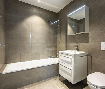 Moderne 3.5-Zimmer-Wohnung mit heller Loggia - Photo 4