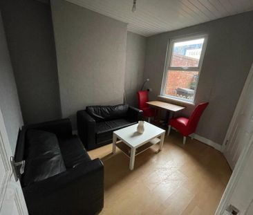 299 Donegall Road, Belfast, BT12 5NB - Photo 2