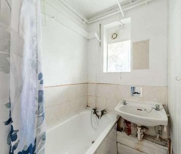 Pinner Grove, Pinner, HA5 - Photo 5