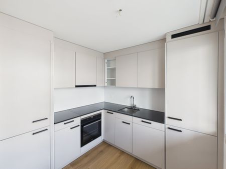 Renovierte 3.5-Zimmer-Wohnung mit Balkon und schöner Aussicht - Photo 5