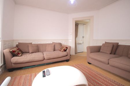 1 Bed Flat, Oxford & Cambridge Mansions, NW1 - Photo 5