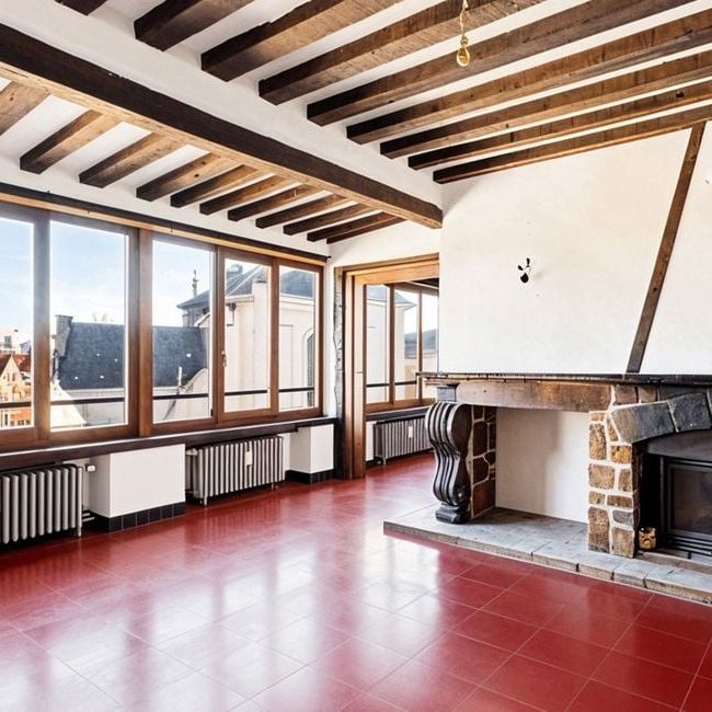 Appartement te huur in Elsene voor € 1.600 met 3 slaapkamers - Photo 1