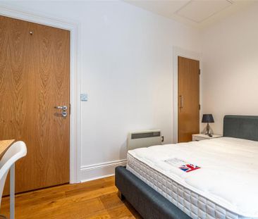 3 bedroom apartment to rent - Photo 5