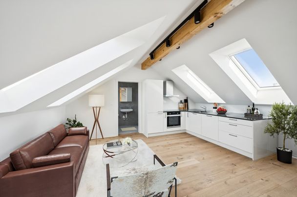 2 Zimmer, 77 m², 5. Stock - Photo 1