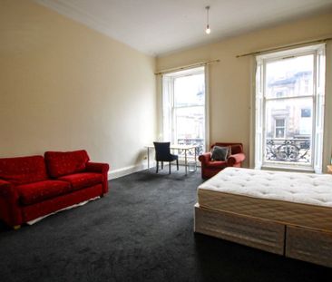 Coates Place - Photo 1