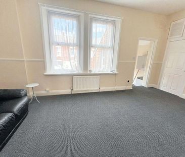 2 bed lower flat to rent in NE28 - Photo 5