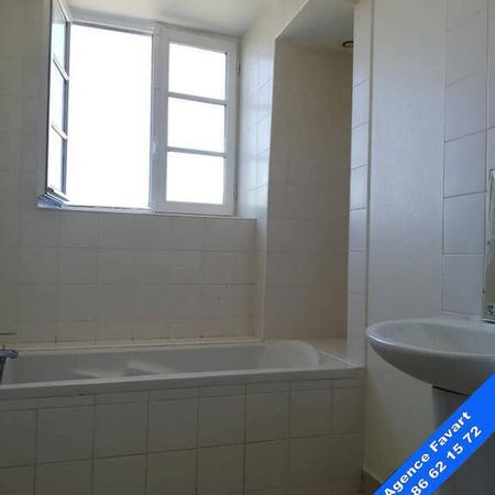 Location Appartement 2 pièces 53m² JOIGNY 89300 - Photo 4