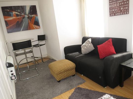 4 bedroom house to rent - Photo 1