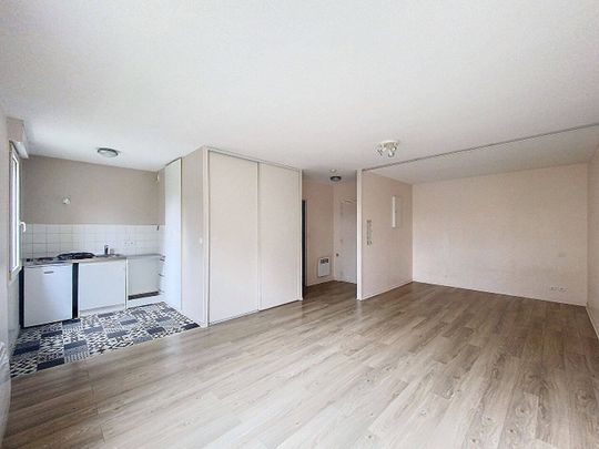 Location appartement 1 pièce 37.38 m² à Bourg-en-Bresse (01000) - Photo 1