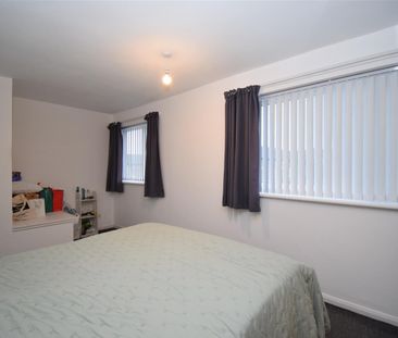 Soho Grove, Wakefield - Photo 2