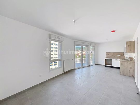 Location Appartement 1 pièce 33m² CLERMONT FERRAND 63000 - Photo 1