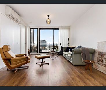 Modern Inner City Living - Photo 1