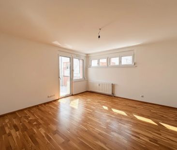 4-Zimmer Familienwohnung mit Küche, Balkon und Parkplatz - Foto 1