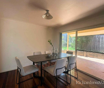 37 Narooma Road Niagara Park - Photo 2