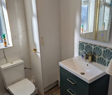 Room in a Shared House, Burnaby Street, S6 - Photo 1