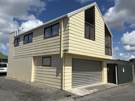 20 Wycola Ave, Hornby - Photo 2