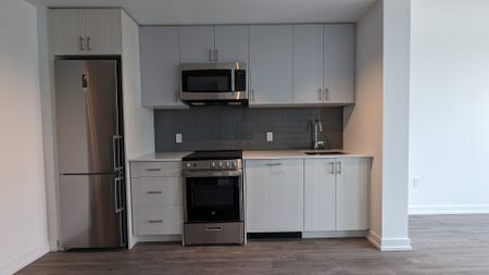 For Lease - 1195 The Queensway N/A Unit# 404, Toronto, Ontario - Photo 4
