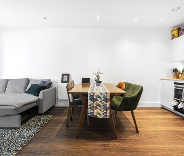 Stamford Square, London, SW15 2BP - Photo 2