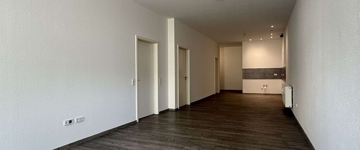 BARRIEREFREIE GROSSZÜGIGE ERDGESCHOSS-ZWEI-ZIMMER-WOHNUNG MIT ZWEI BÄDERN IN ZENTRUMSNÄHE IN DÜLKEN - Foto 1