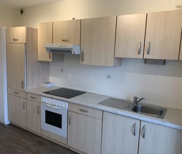 Location Appartement 4 pièces 97m² SARREGUEMINES 57200 - Photo 6