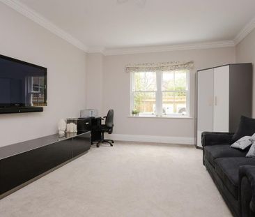 5 bedroom detached house to rent - Photo 1
