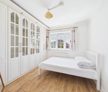 Pitts Road, Slough, Berkshire,SL1 - Photo 3