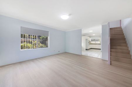 Modern 3-Bedroom + Study Townhouse in Prime North Parramatta Location - Photo 3