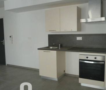 METZ PLANTIERES-PROCHE ECOLES-F3 - NEUF -CUISINE EQUIPEE-PARKING SS... - Photo 3