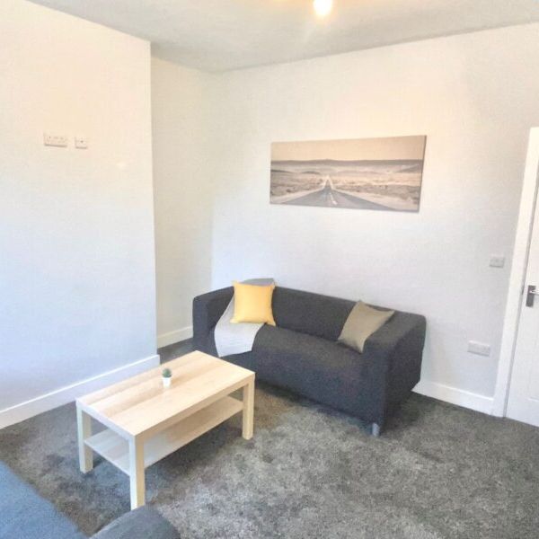 Carberry Terrace, Leeds, LS6 1QH - Photo 1