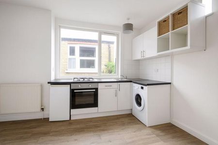 Studio to rent - Photo 5