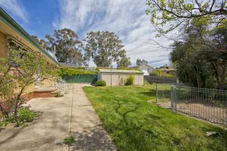 Family Home in Holder - Photo 5