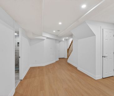 For Lease - 5058 Oscar Peterson Boulevard, Mississauga, Ontario - Photo 2