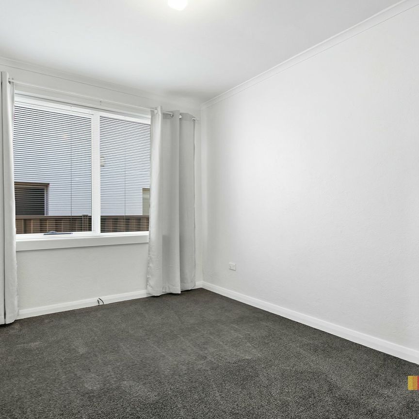 8 Parker Street, DEVONPORT - Photo 1