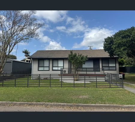18 Kirton Avenue, Rankin Park, NSW 2287 - Photo 4