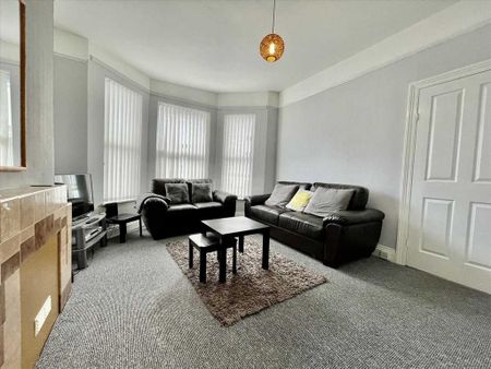 4 bedroom house share to rent - Photo 3