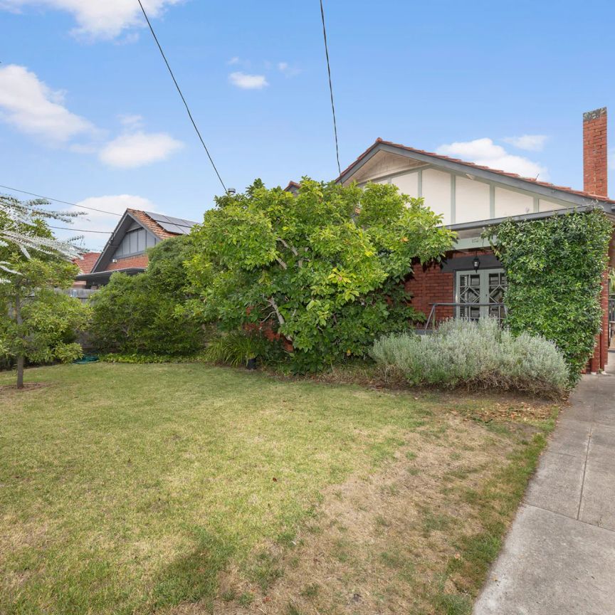 35 Kambrook Road Caulfield North 3161, Caulfield North. - Photo 1