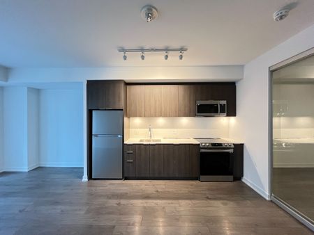 For Lease - 357 King Street Unit# 2309, Toronto, Ontario - Photo 3