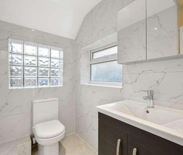 Kingston Road, Wimbledon Chase, SW20 - Photo 5