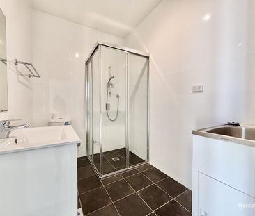 288A The Parkway, Bradbury, NSW 2560 - Photo 2