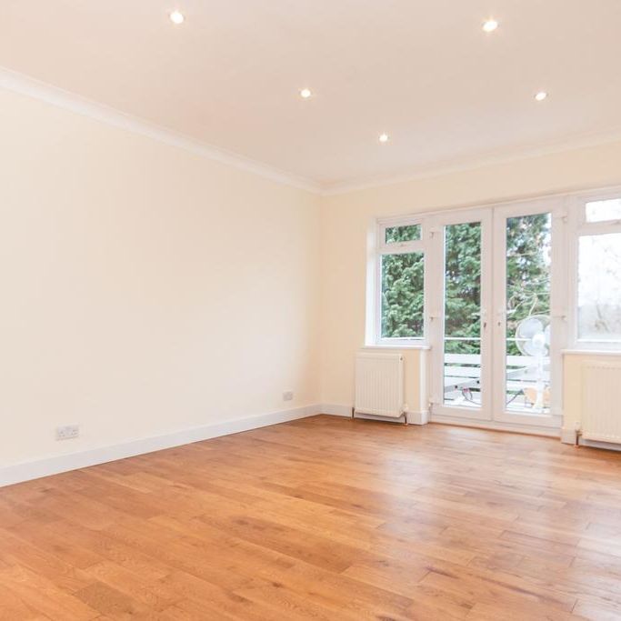 2 bedroom flat to rent - Photo 1