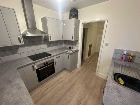 Century Road, Great Yarmouth - Photo 3