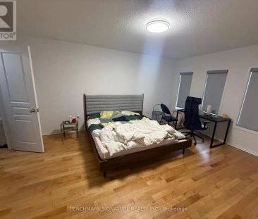 637 SOUTH UNIONVILLE AVENUE - Photo 5